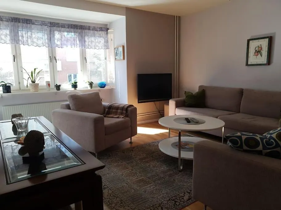 Cozy Apartment In Majorna Gothenburg
